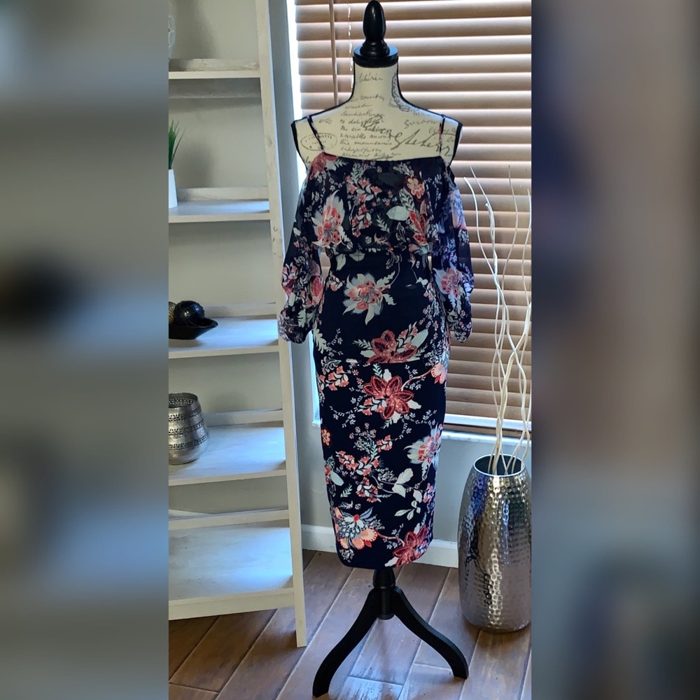 NY & Co. Floral Skirt Set